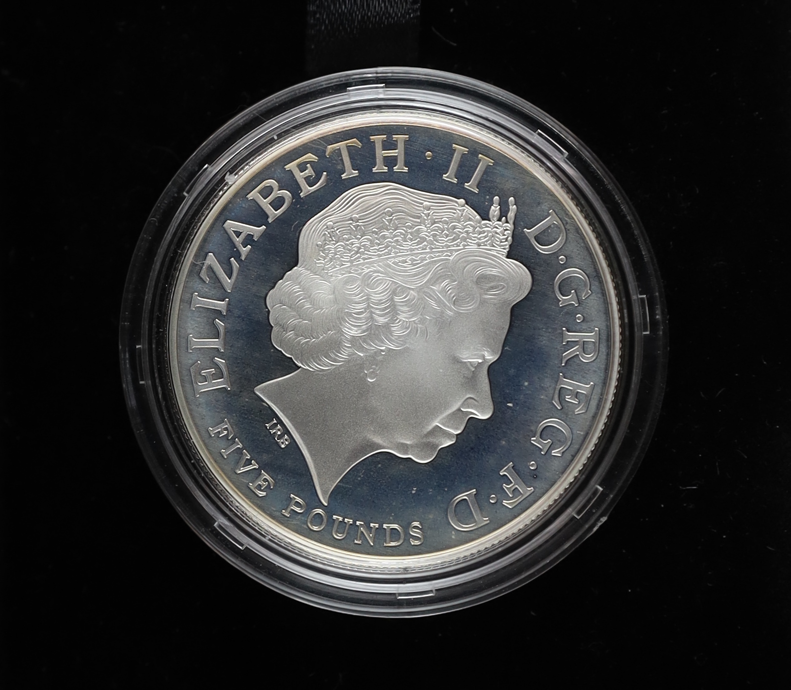 QEII coin issues - The London Mint office Britannia £5 coin and banknote tribute set, The 2008 & undated 20p coin set French, changing face of Britain’s coinage national emblems edition, Royal Mint 2012 Olympics 50p cycl